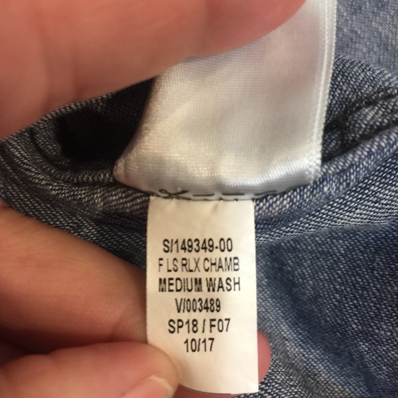 Old Navy Sleeveless Denim Top - Picture 8 of 8